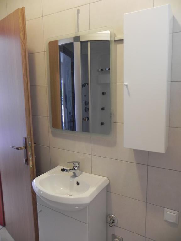 Apartments Milka Pag 帕格 客房 照片